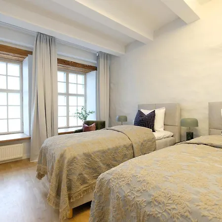 2br With Sauna Pikk Street Apartment Tallinn