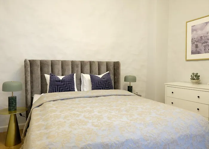 Apartamento 2br With Sauna Pikk Street *